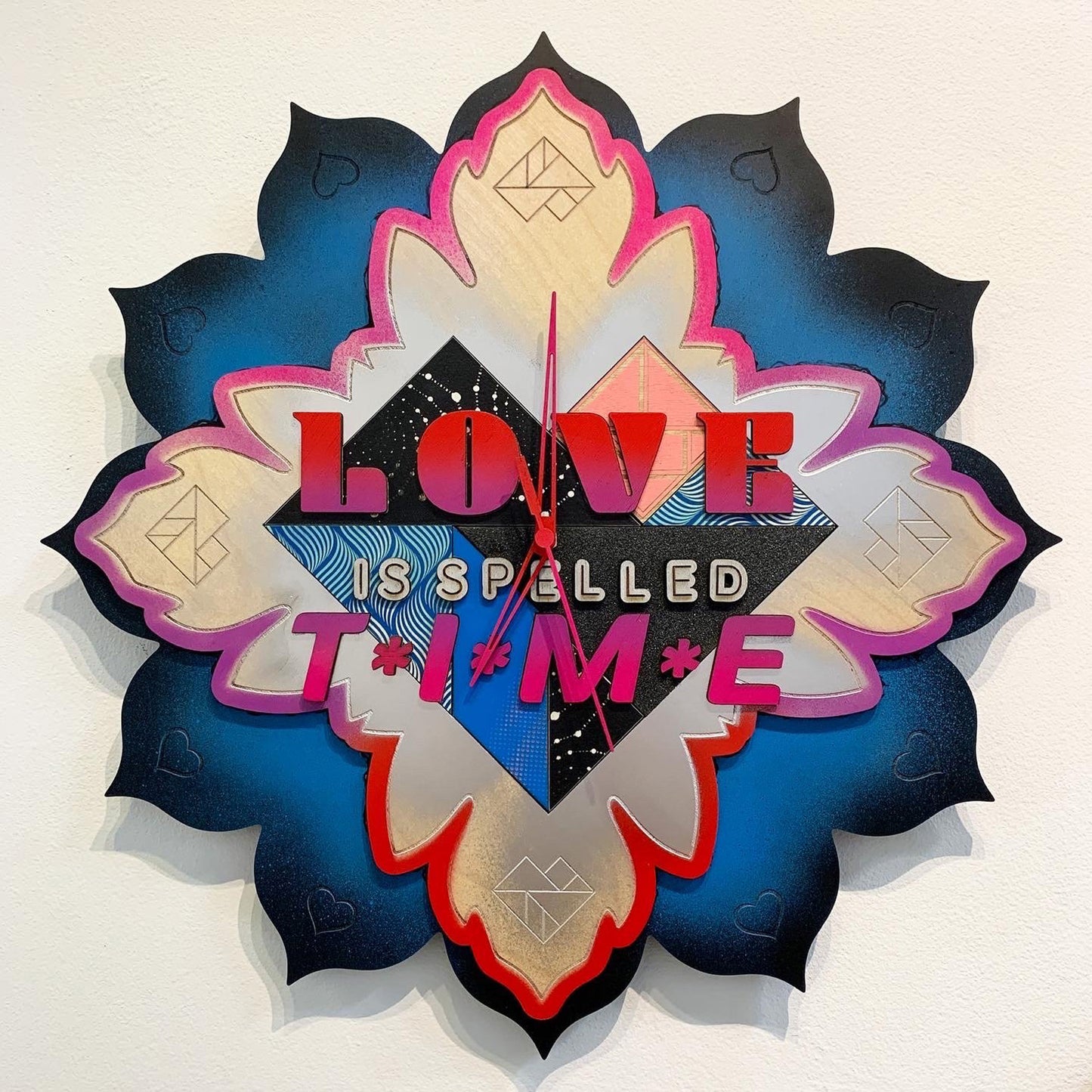 TNGRMR - LOVE/TIME Clock